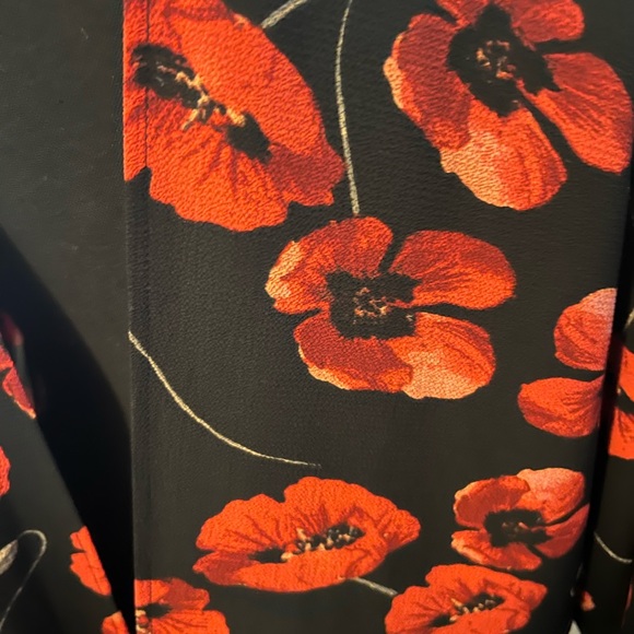 Ladies Kimono Size M, but fits like a L - Picture 4 of 6